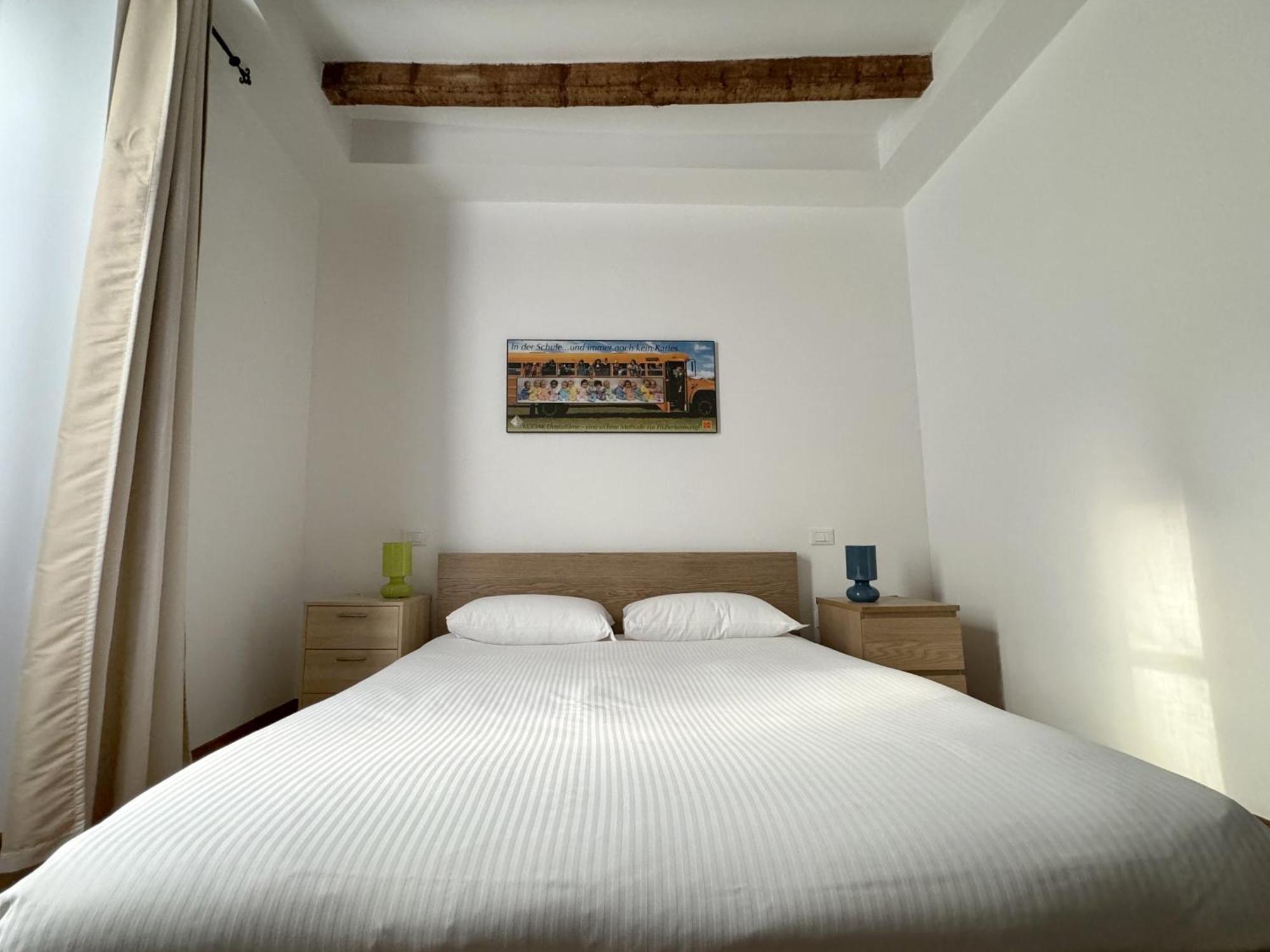Appartamento Joivy Cosy Ticinese Retreat 1-Bed Flat Near The Duomo Milano Esterno foto